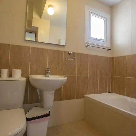 Villa Delfini Dv4 Protaras